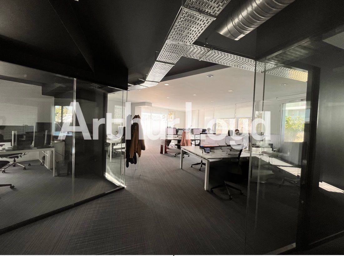 Location bureaux 215.00 m² à CAEN