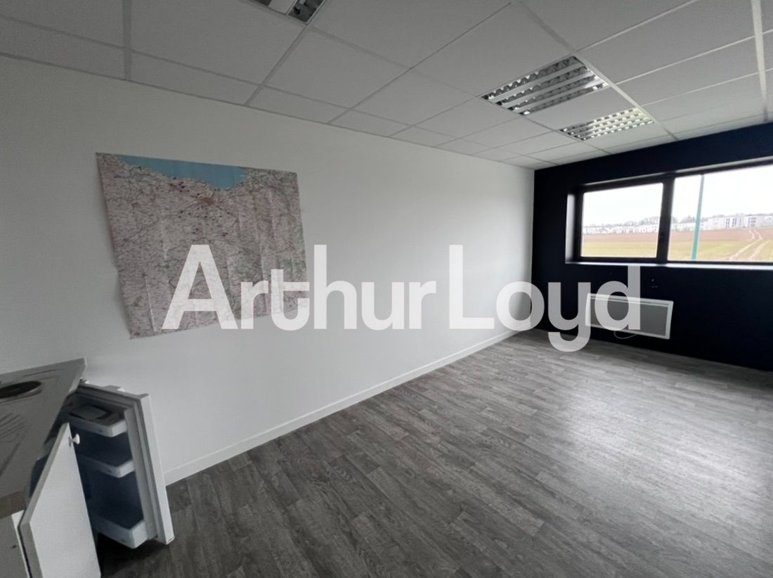 Location bureaux 134.00 m² à BIEVILLE BEUVILLE