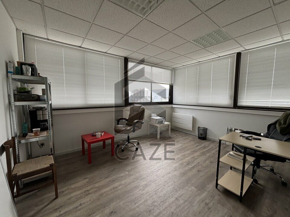 Location bureaux 64 m² non divisibles