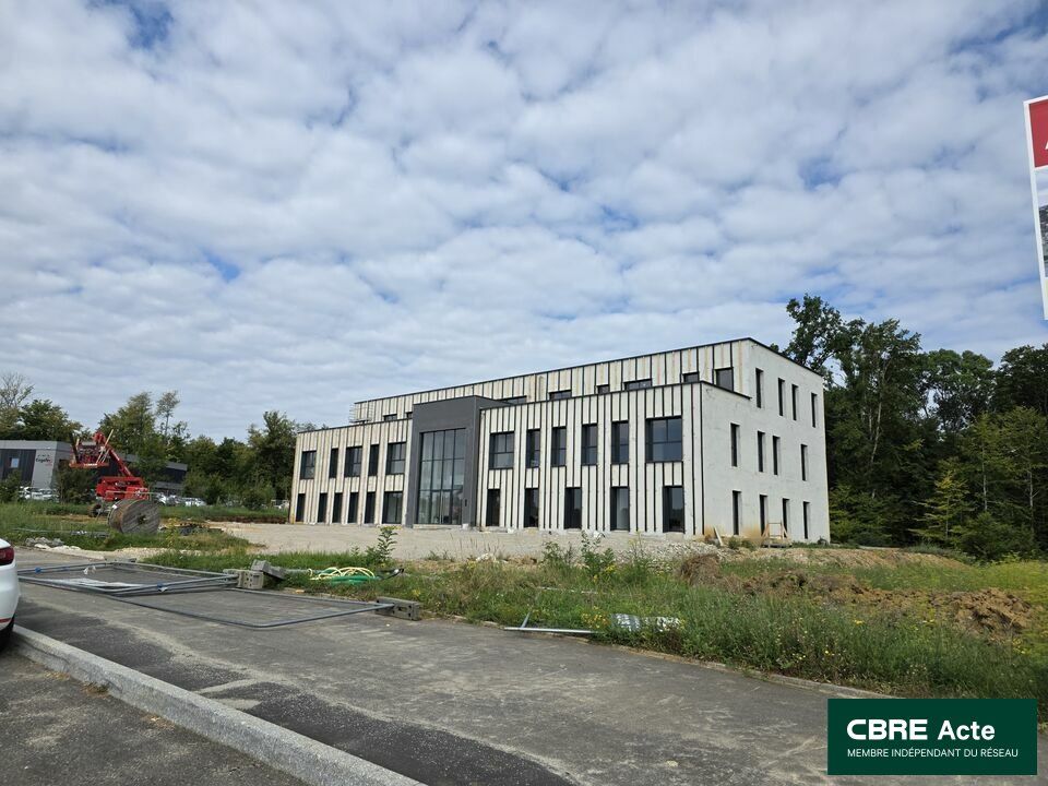 Location bureaux 380 m² divisibles à partir de 90 m²