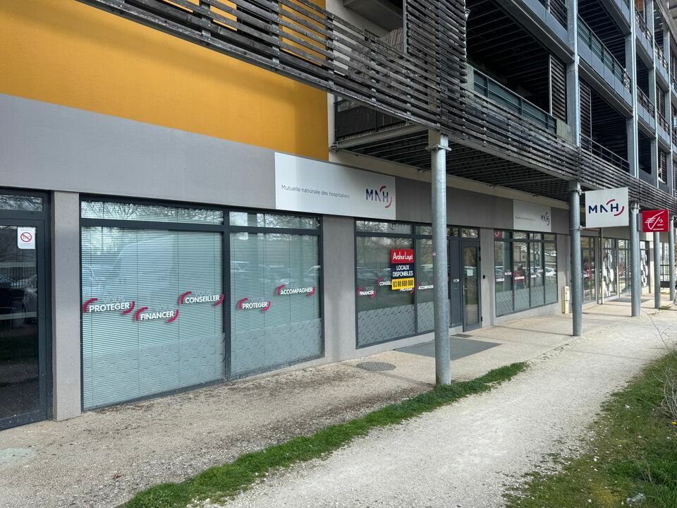Vente bureaux 130.57 m² non divisibles