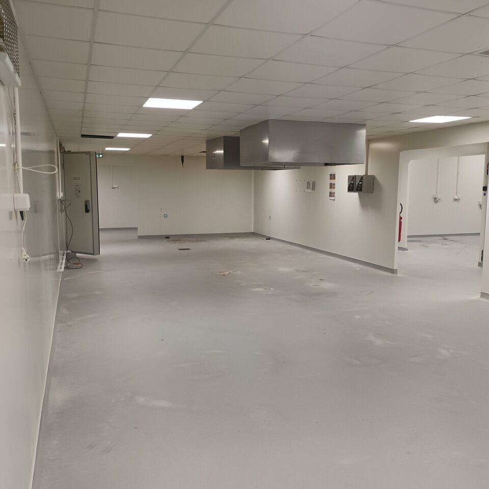 Location activité/entrepôt - 1189 m²
