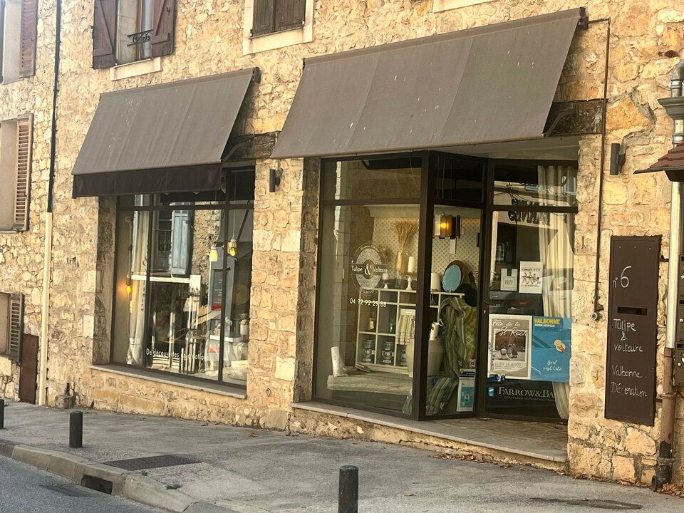 Location local commercial 116 m² non divisibles