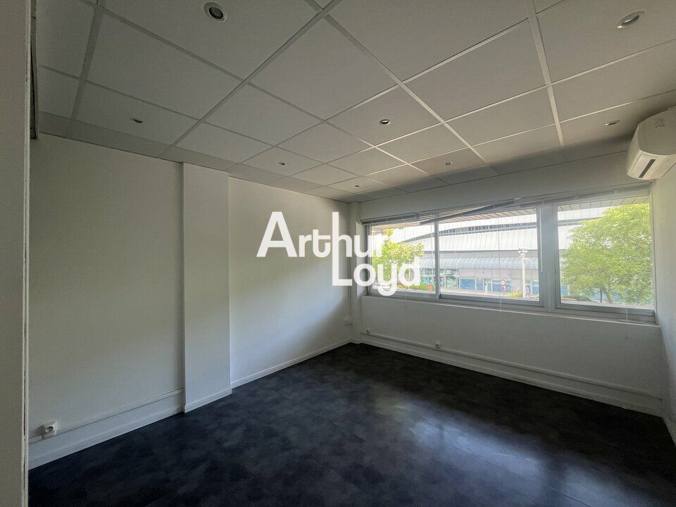 Location bureaux 45 m² non divisibles
