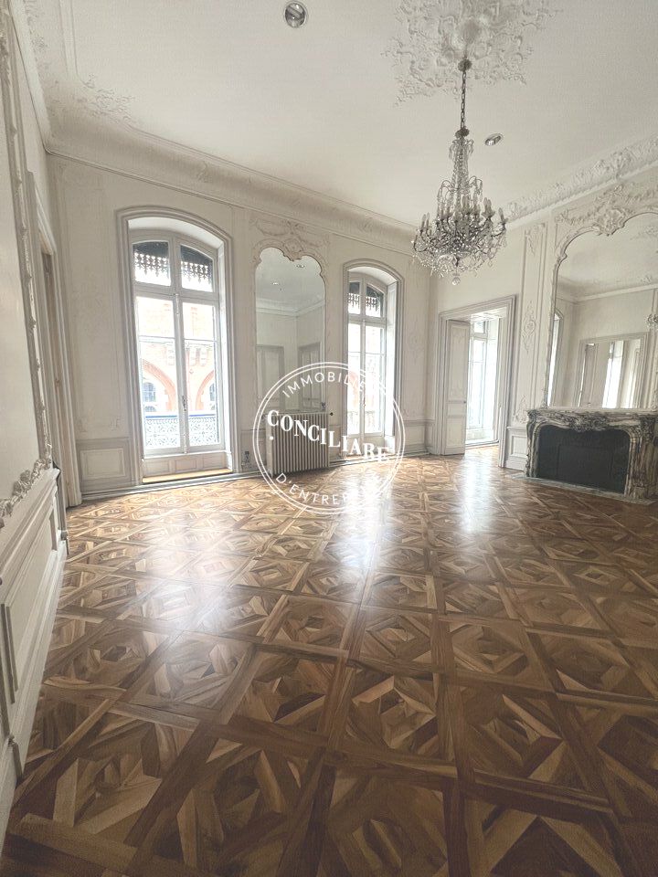 Location bureaux 200 m² non divisibles