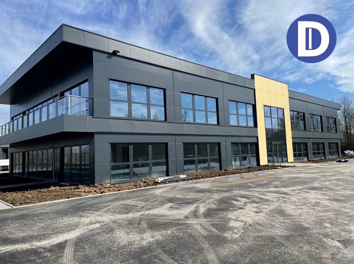 Vente bureaux 140.00 m² non divisibles