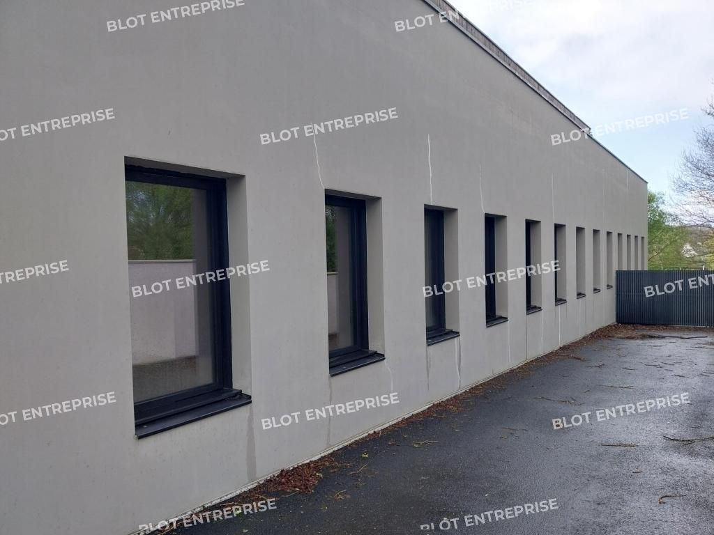 Location bureaux 82 m² non divisibles