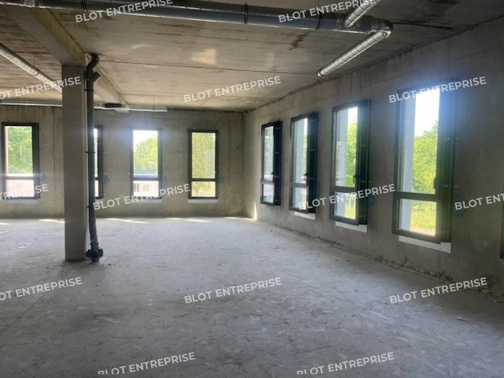 Location bureaux 959 m² non divisibles