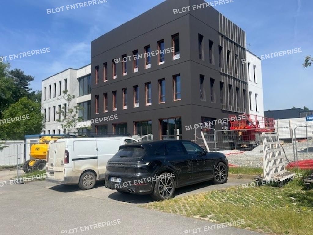 Vente bureaux 261 m² non divisibles