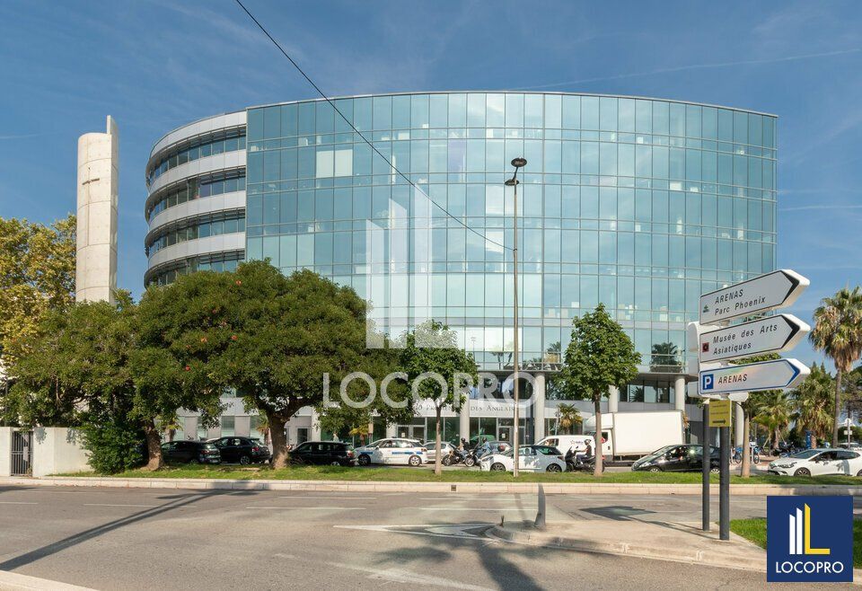 Location bureaux 242.5 m² non divisibles