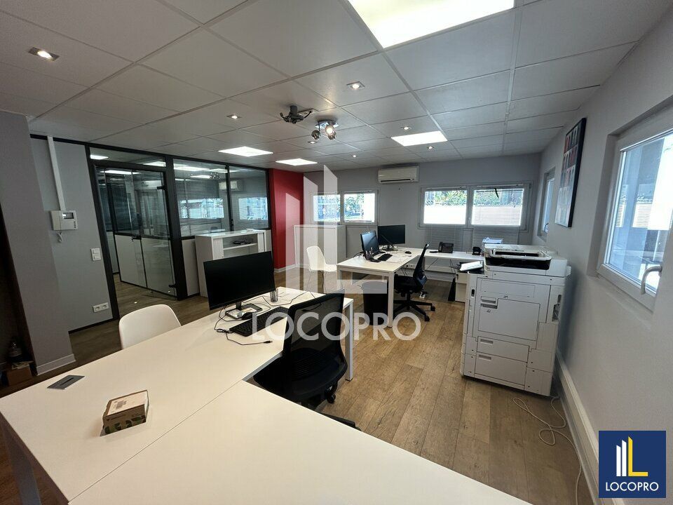 Vente bureaux 97 m² non divisibles