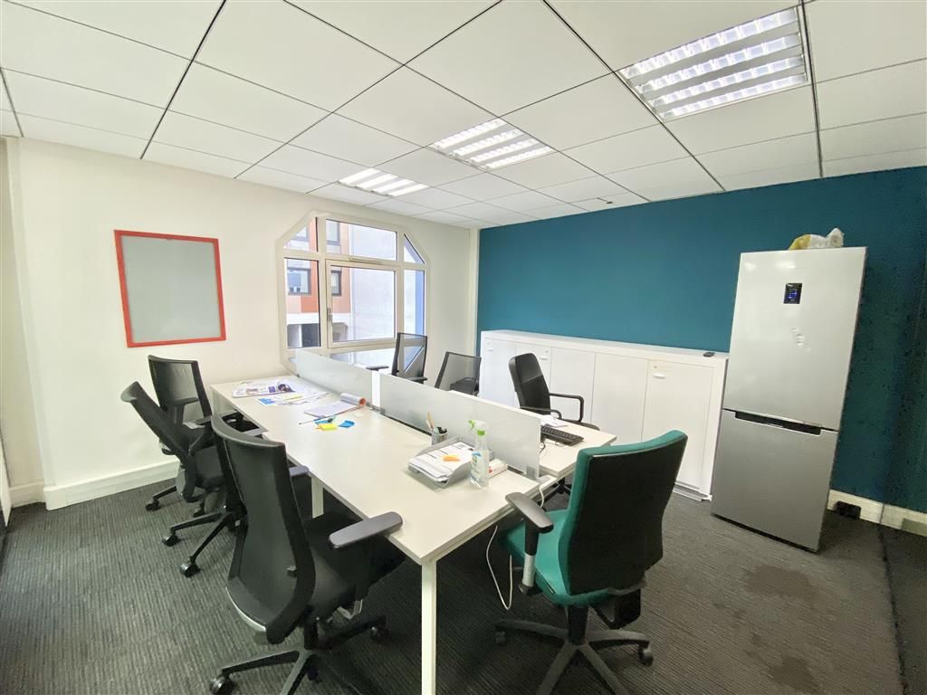 Location bureaux 120 m² non divisibles