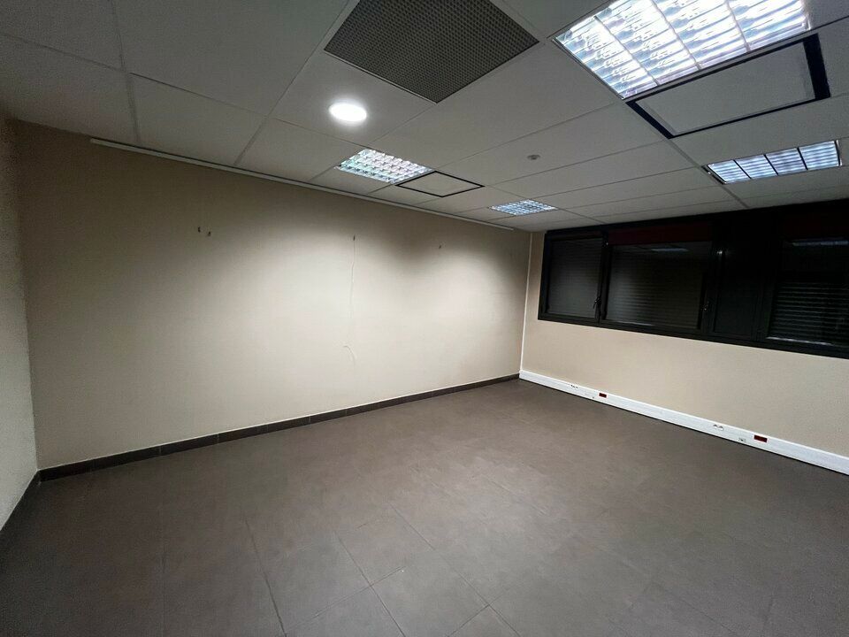 A VENDRE BUREAUX - 135 m² - (31100) TOULOUSE