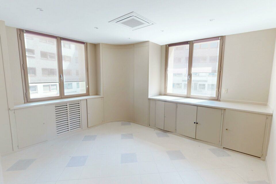 Location bureaux 230 m² non divisibles