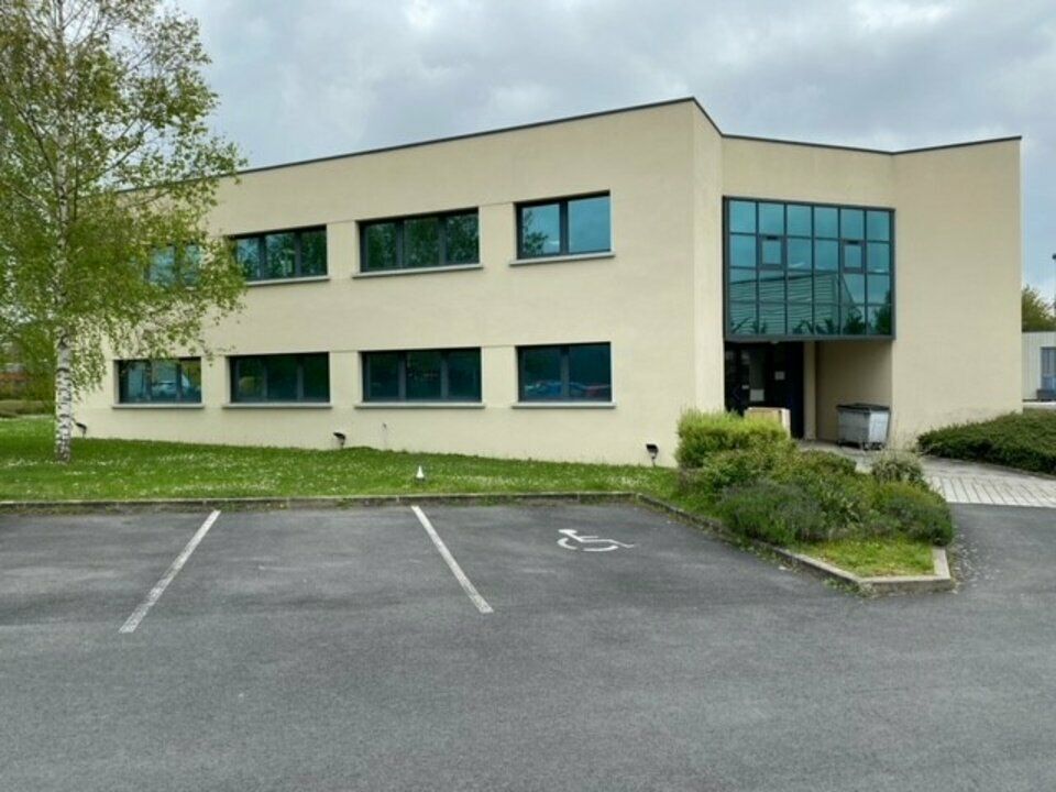 Location bureaux 250 m² non divisibles