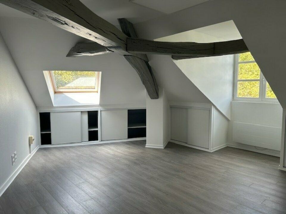 Location bureaux 85 m² non divisibles