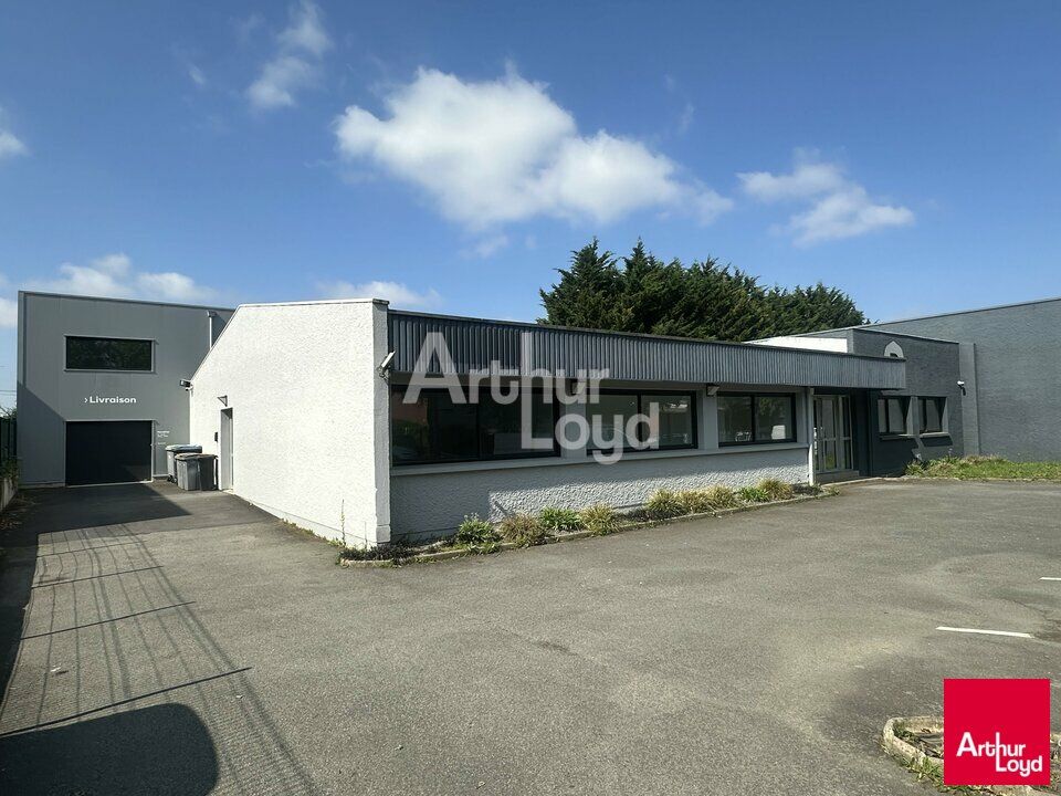 Location local d''activites 500 m² non divisibles