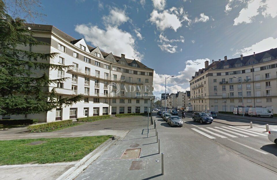 Location bureaux 90.7 m² non divisibles