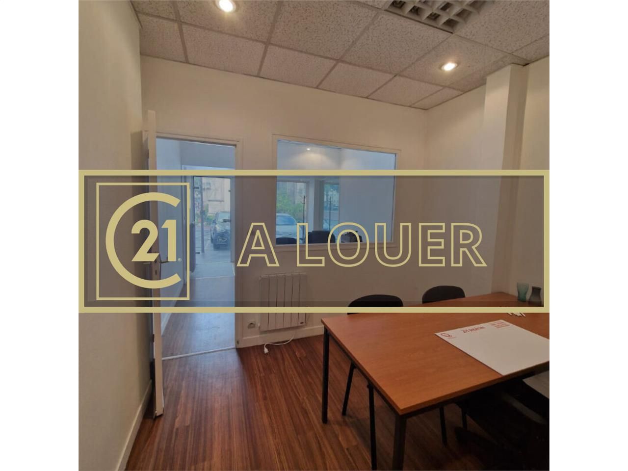 Location local commercial 25.00 m² à CAEN