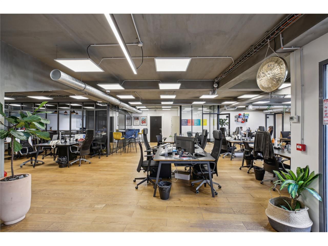 Location bureaux 935 m² à Paris