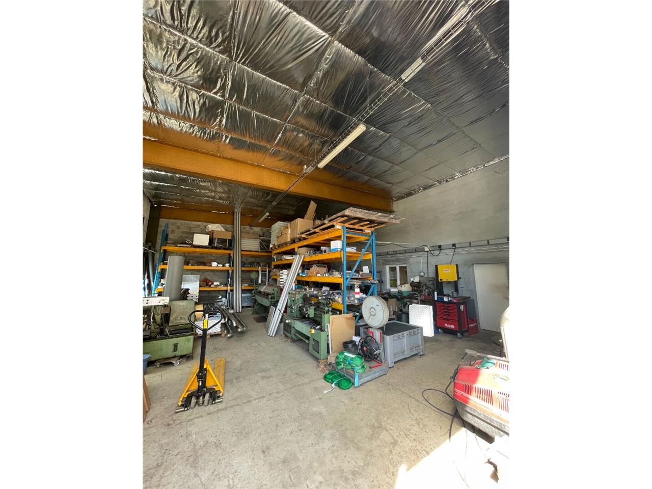 Location local 180.00 m² à LIMOGES