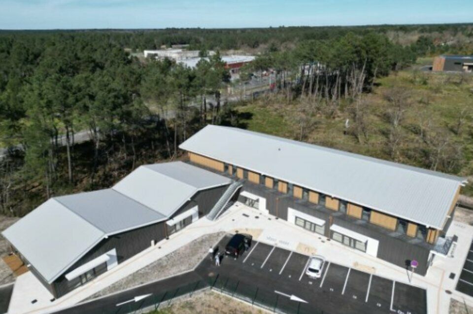 AUDENGE LOCAUX COMMERCIAUX NEUFS À VENDRE