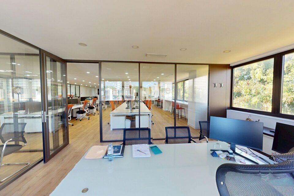 393 m² pour ce bureaux en vente à Villeneuve loubet