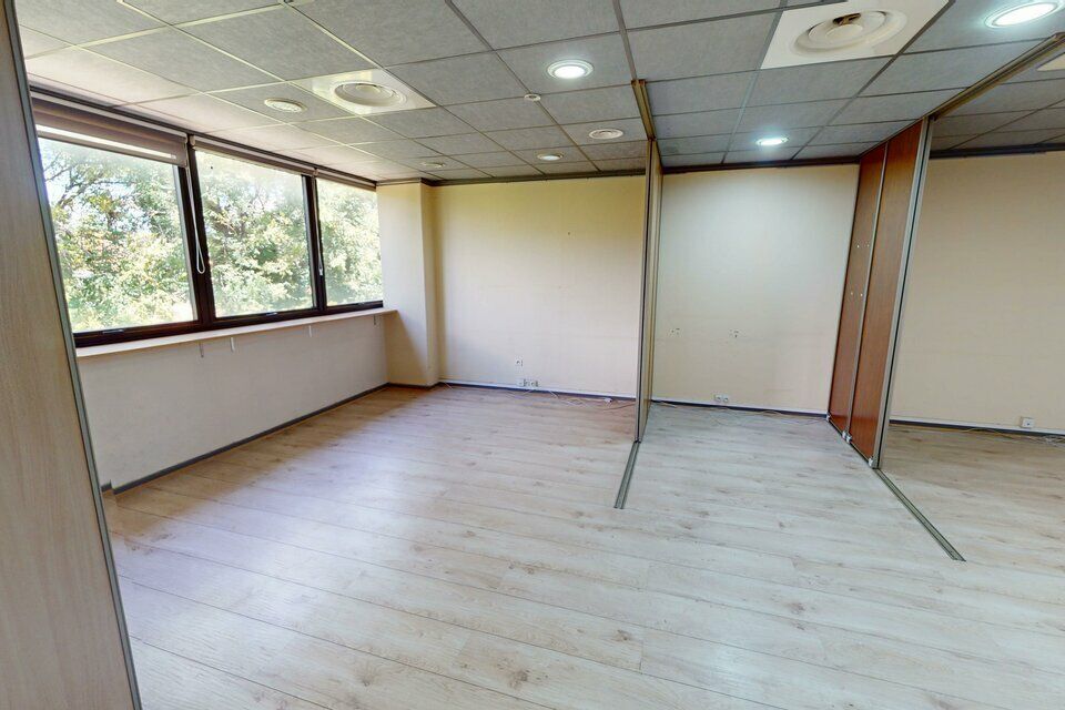 Vente bureaux 175 m² non divisibles