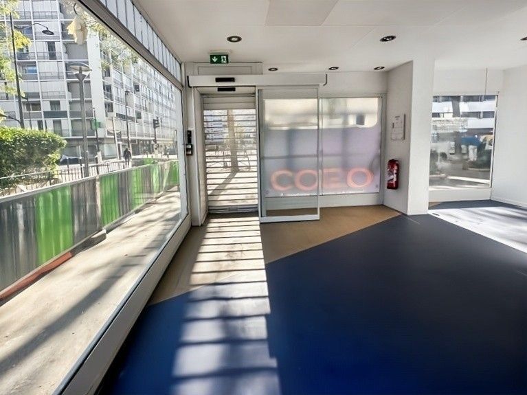 Location local commercial 63 m² non divisibles