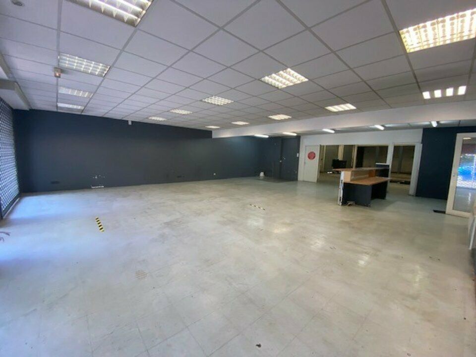 Location local commercial 840 m² à TOULOUSE