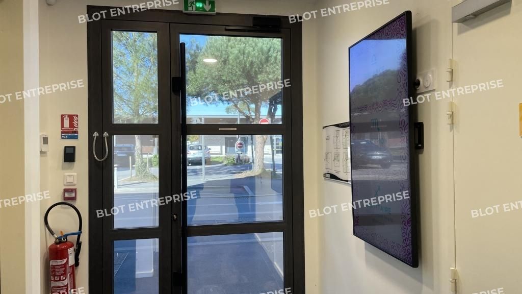 Vente bureaux 480 m² non divisibles
