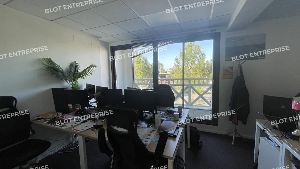 Vente bureaux 480 m² non divisibles