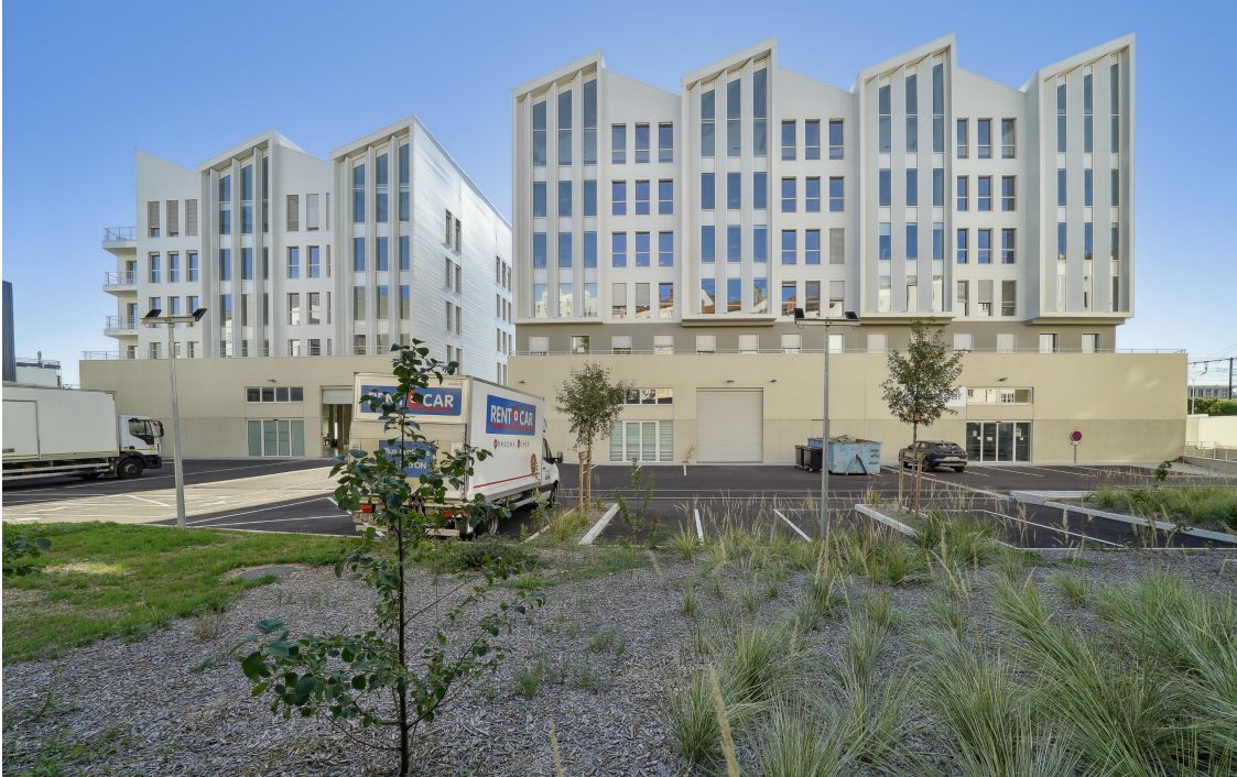 Location local 729 m² à Lyon