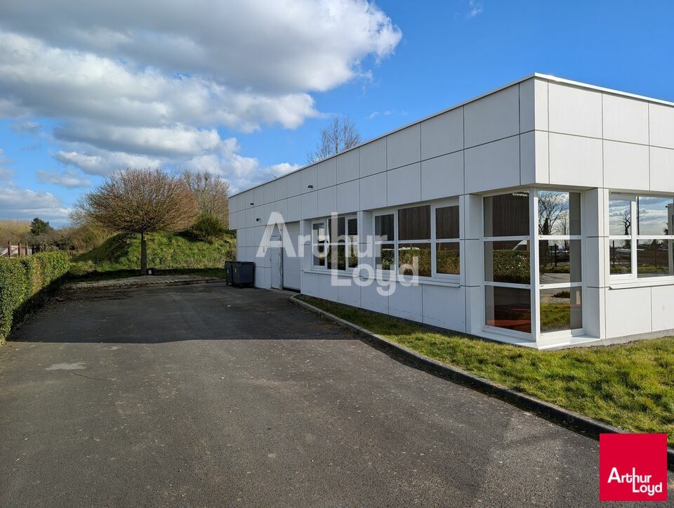 LA MEZIERE - LOCAL D'ACTIVITES A LOUER - 285 M²