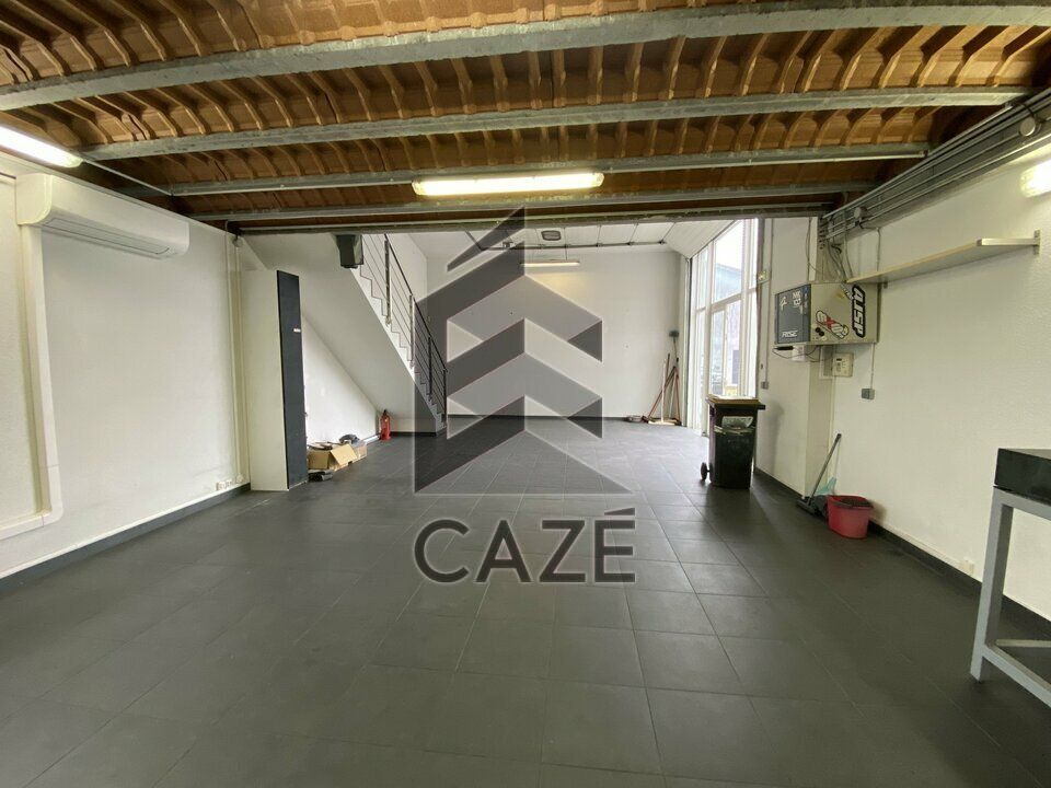 Location local d''activites 169 m² non divisibles