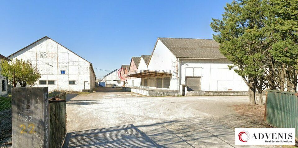 Location local d''activites 2500 m² divisibles à partir de 1200 m²