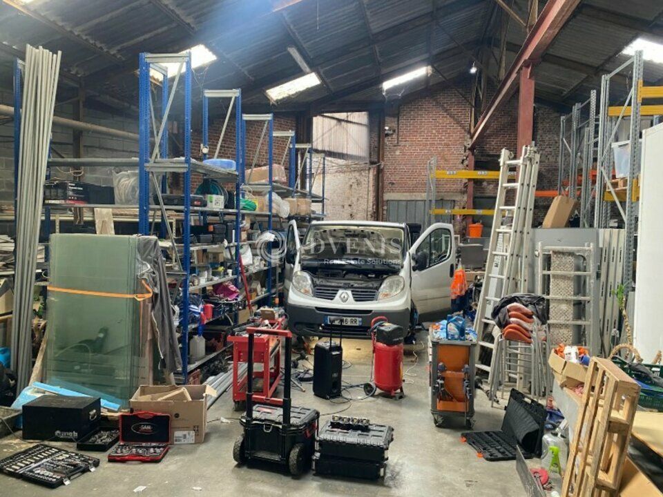 PARC DE LA PLAINE | ENTREPÔT DE 565 M² 