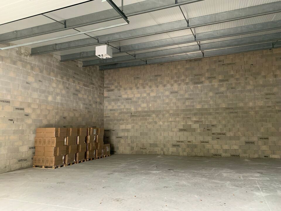 CESTAS - 220 m² de locaux d'activités à louer