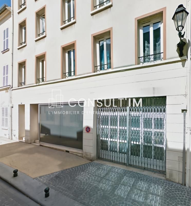 Location local commercial 319 m² non divisibles