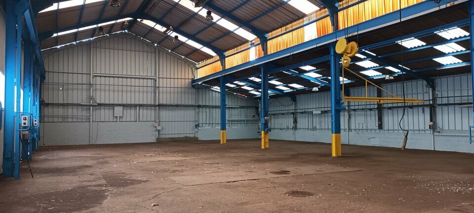 Sur axe très passant - Grande visibilité.