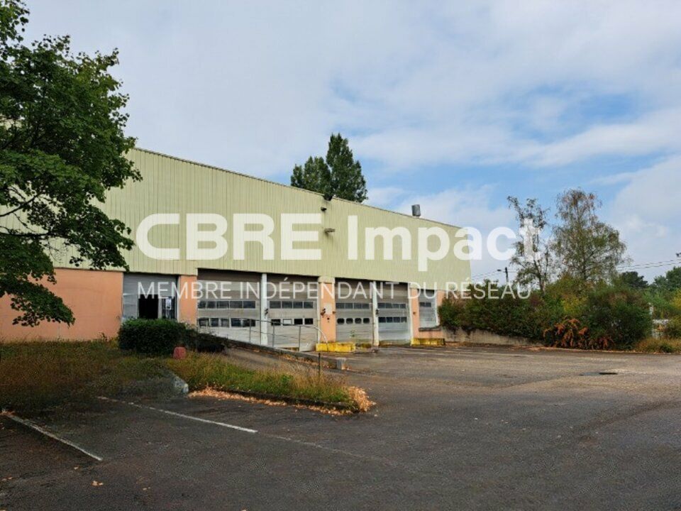 Location local d''activites 5960 m² non divisibles