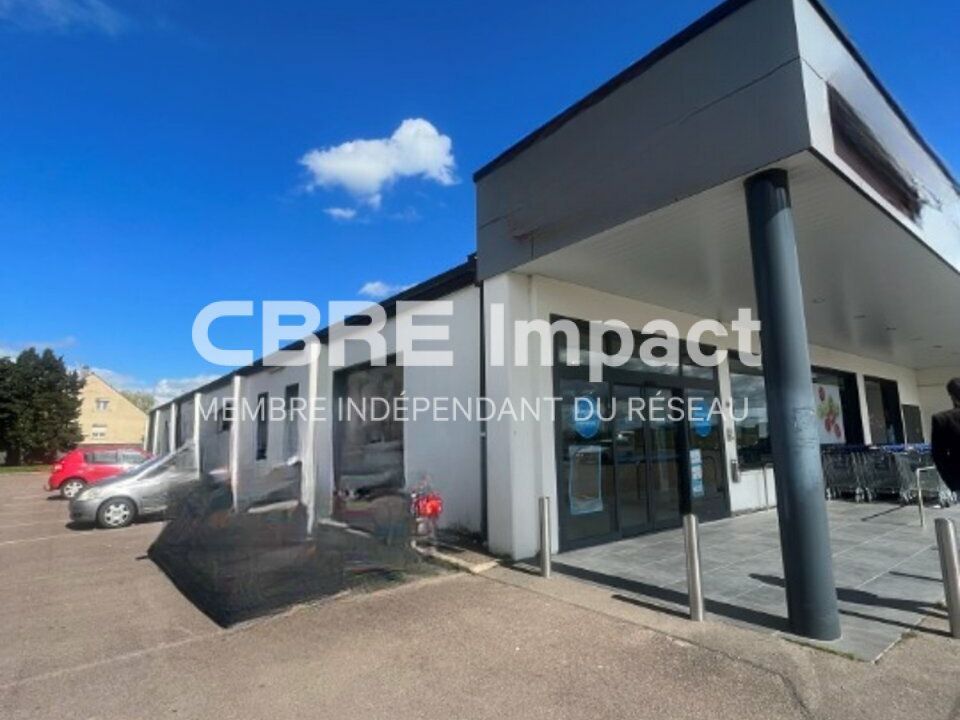 LOCAL COMMERCIAL 1052 M² - A 40 MIN DE DIJON