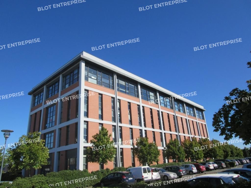 Vente bureaux 437 m² non divisibles