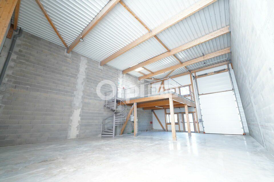 LOCAL D'ACTIVITE A VENDRE - 736 m² DIVISIBLE - SAINT VULBAS