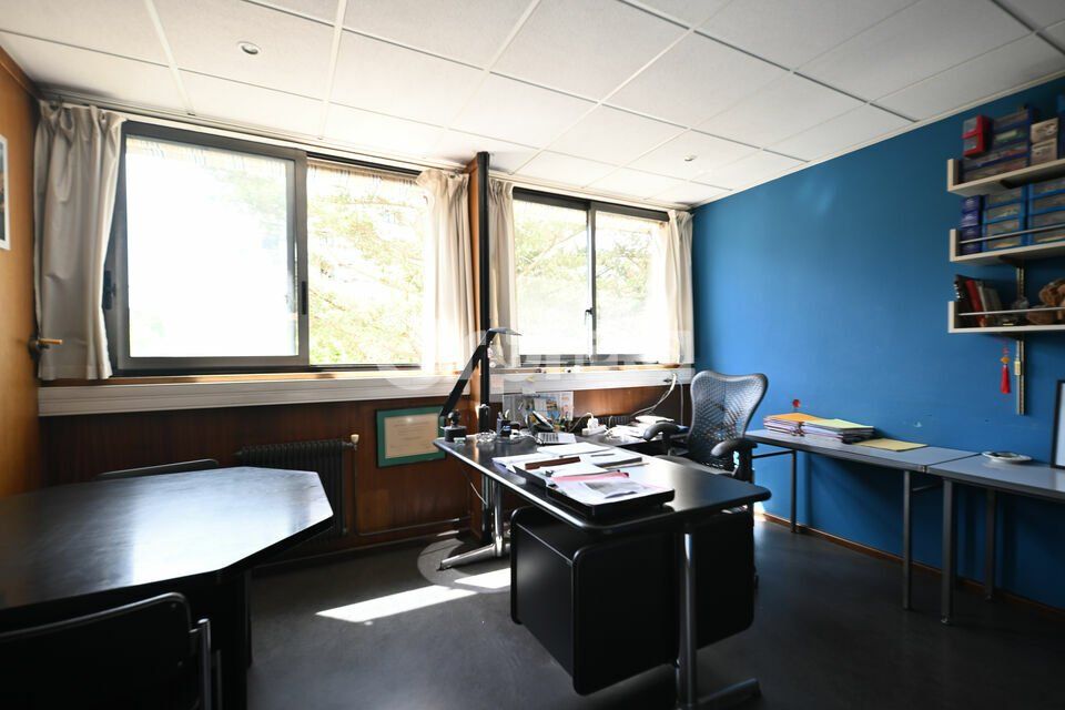 Vente bureaux 153 m² non divisibles