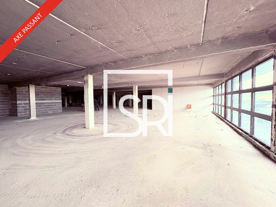 EMPLACEMENT n°1 –  LOCATION LOCAL COMMERCIAL / BUREAUX 418 m2 et 440 m2 - 63370 LEMPDES 