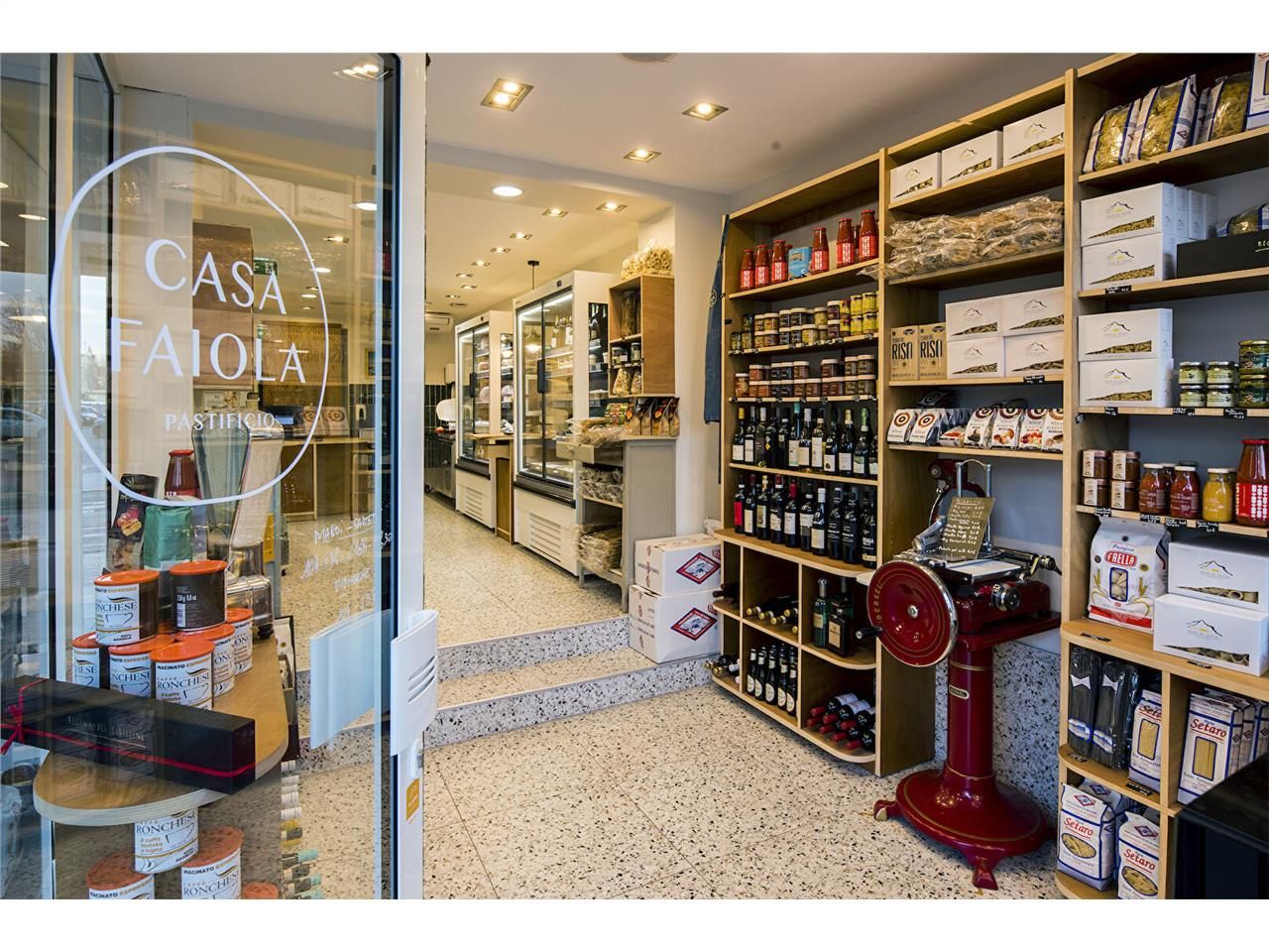 Location local commercial 35.00 m² à LE BOUSCAT