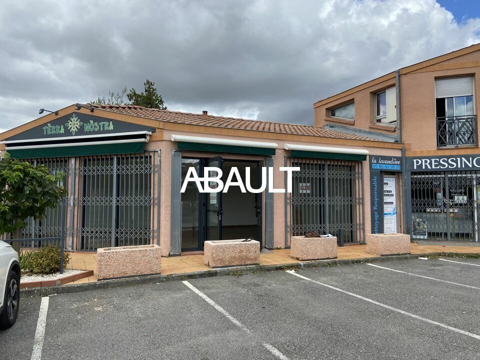A VENDRE LOCAL COMMERCIAL D'ENVIRON 108M² A LA SALVETAT SAINT GILLES