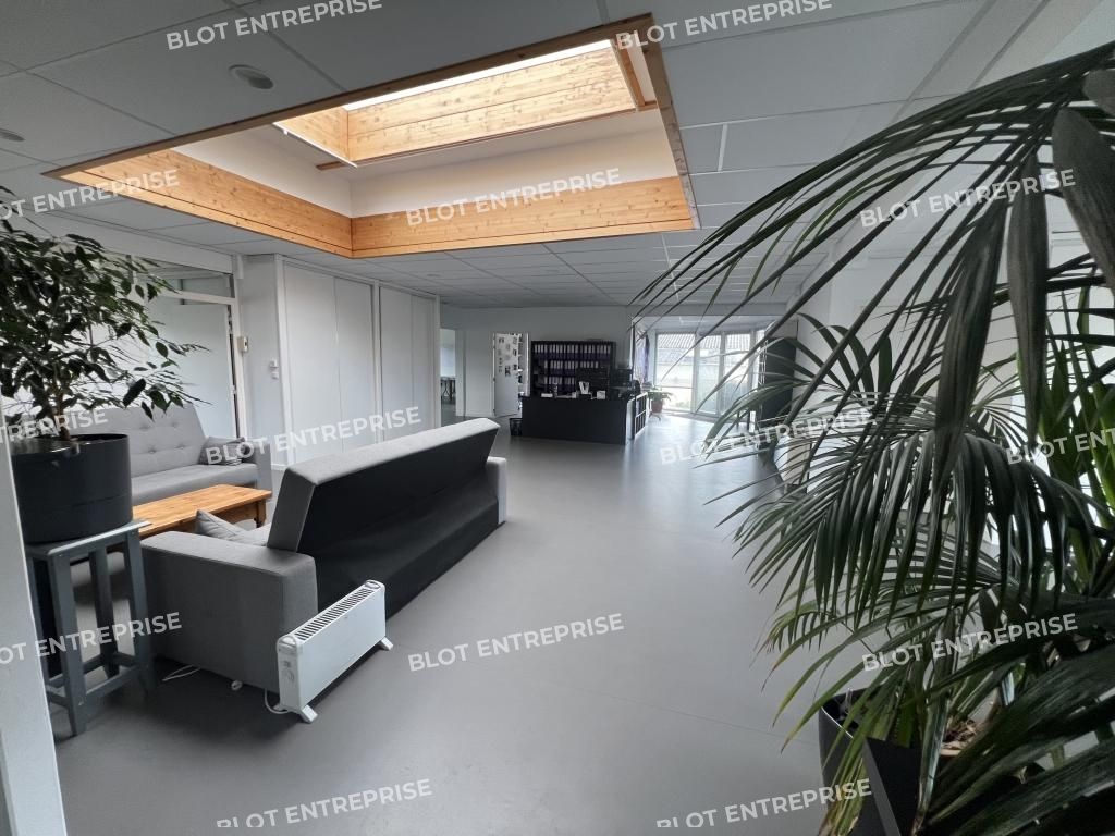 Vente bureaux 367 m² non divisibles
