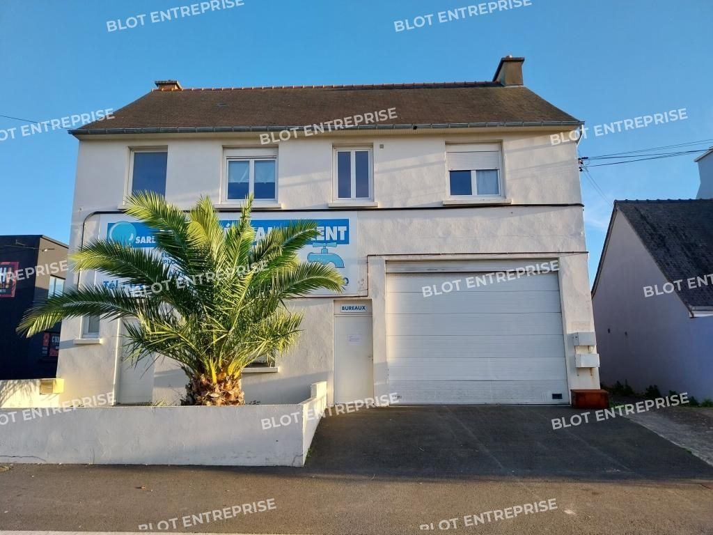 Location entrepôts 324 m² non divisibles